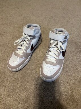 Nike High-Top Sneakers in White, Dusty Pink and Maroon